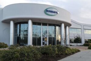 Super Micro stock outlook reflected in company logo and market performance