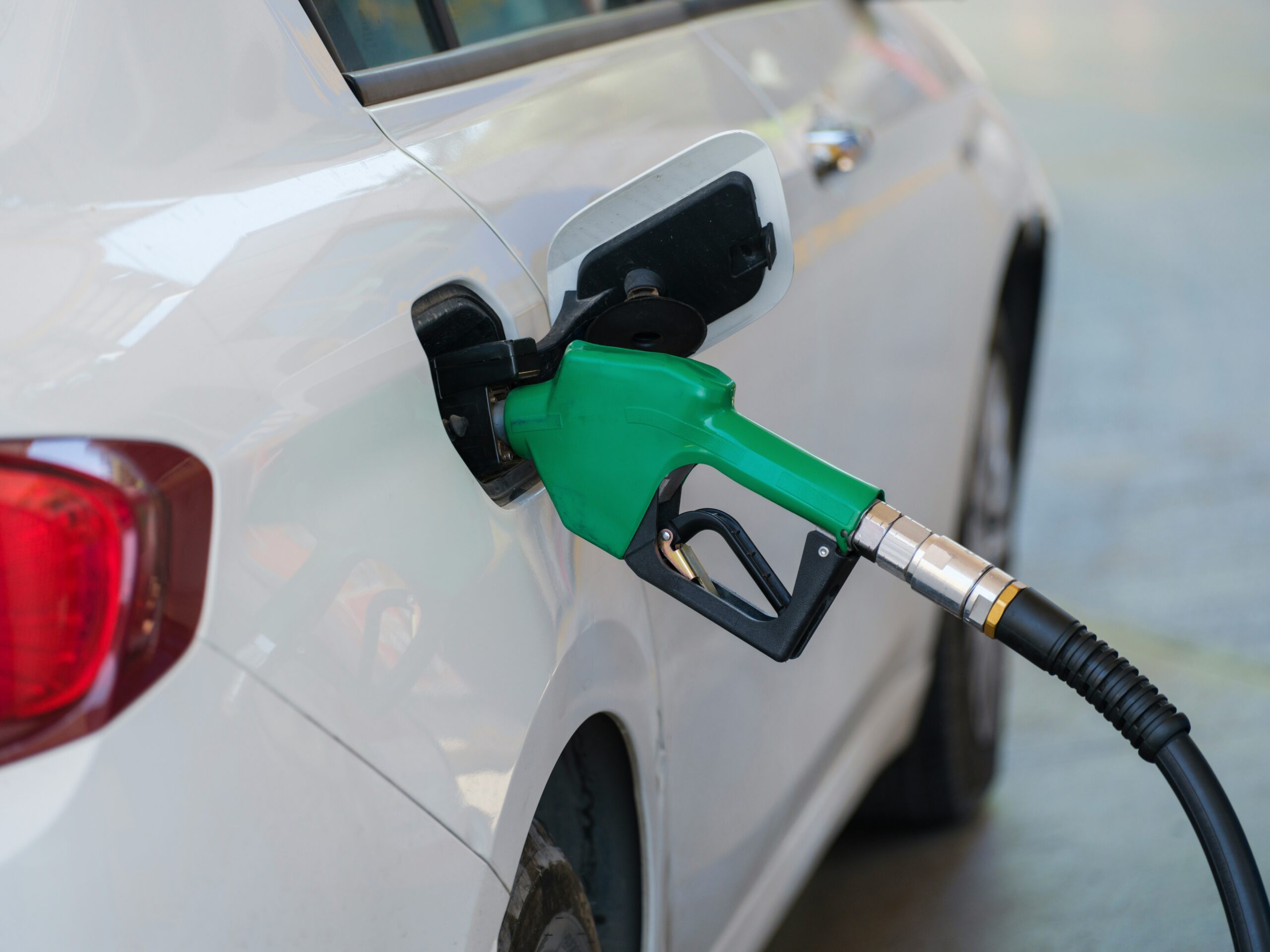 Gas prices rise in New Mexico amid Iran war fears