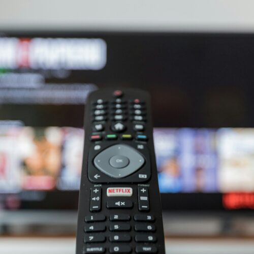 Roku, TCL face lawsuit over smart TVs breaking after updates