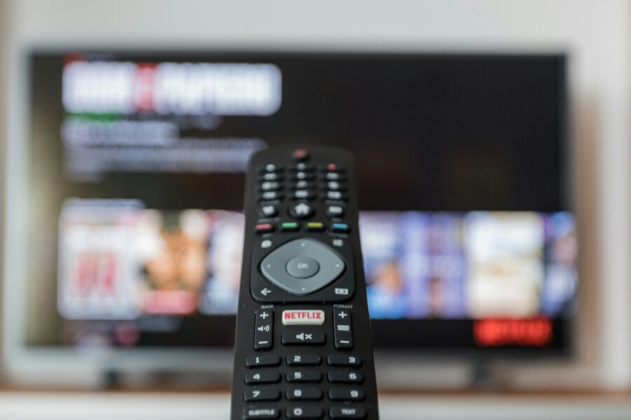 Roku, TCL face lawsuit over smart TVs breaking after updates
