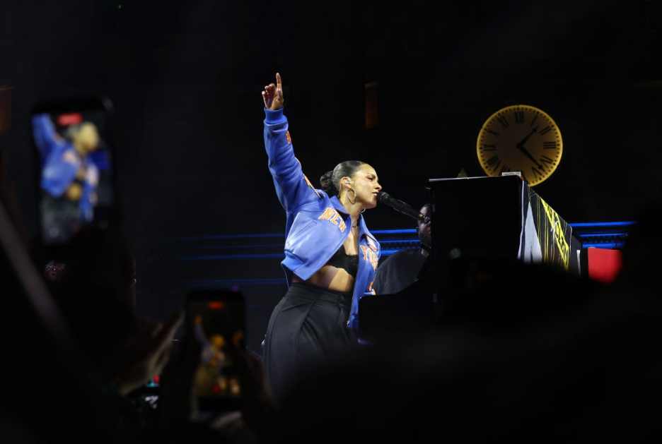 Alicia Keys closes Tribeca Festival with unforgettable night