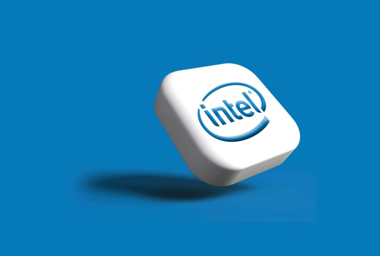 Intel stock surges as Trump announces Apple chip deal