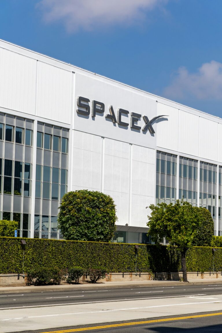 SpaceX Joins Russell 1000 as Stock Tries to Recover From Drop