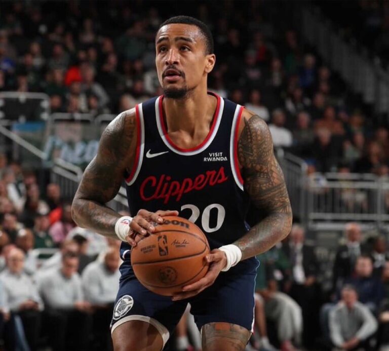 Pistons Sign John Collins to 3-Year $51M Deal