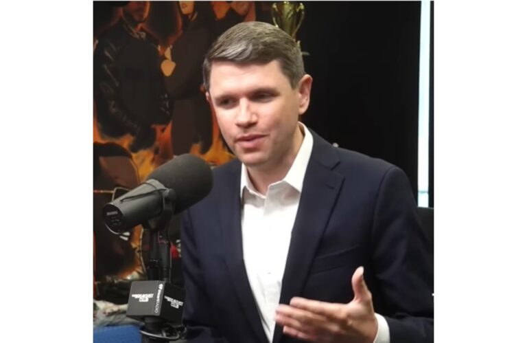 James Talarico Defends Jasmine Crockett After Primary