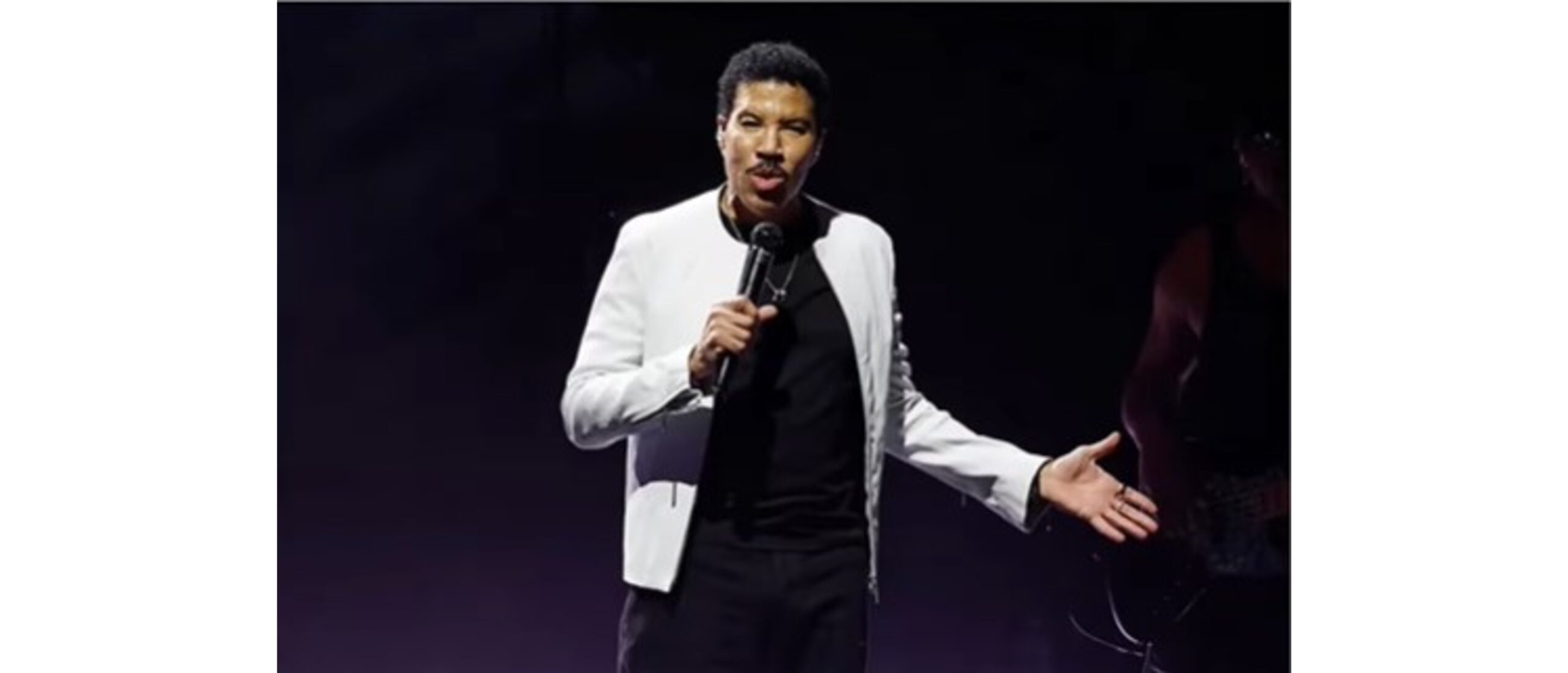 Lionel Richie calls out Chris Brown and Usher