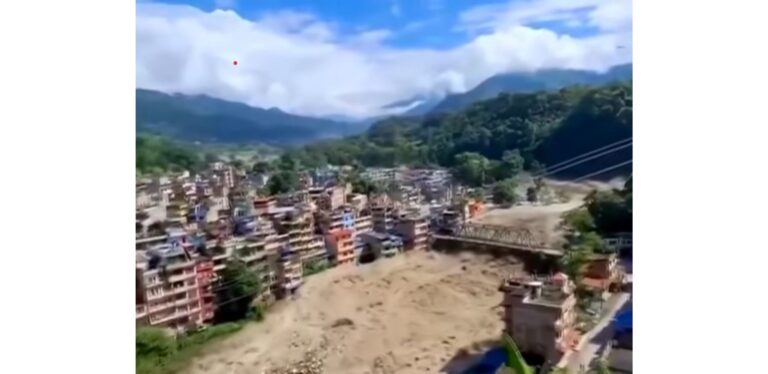 Nepal Flood Death Toll Passes 750 as Thousands Remain Missing
