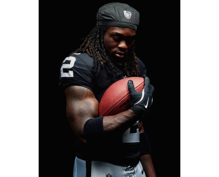 Raiders RB Ashton Jeanty Suffers Right Knee Injury at Practice