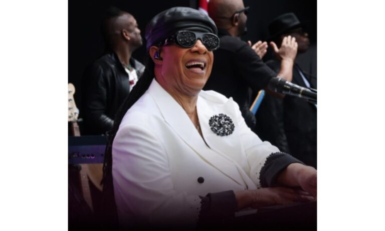 Stevie Wonder Announces 50th Anniversary Tour