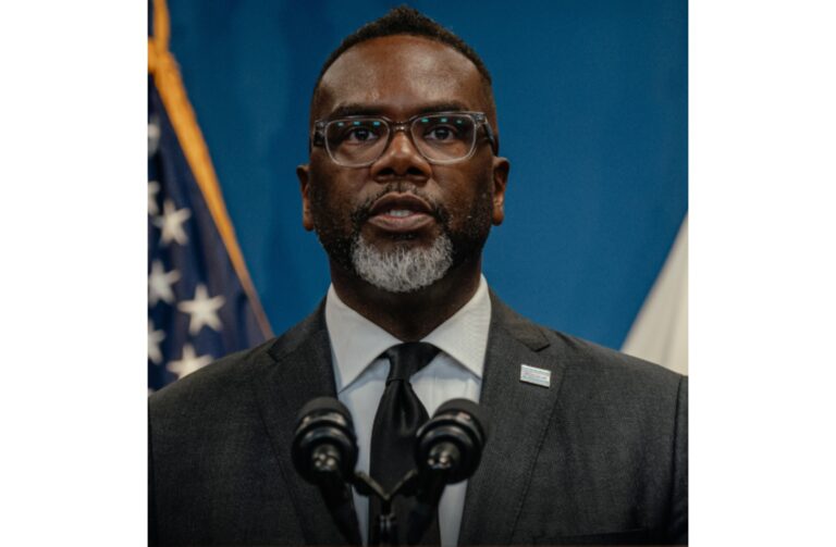 Chicago Mayor Pushes 1-Year Pause on New Data Centers