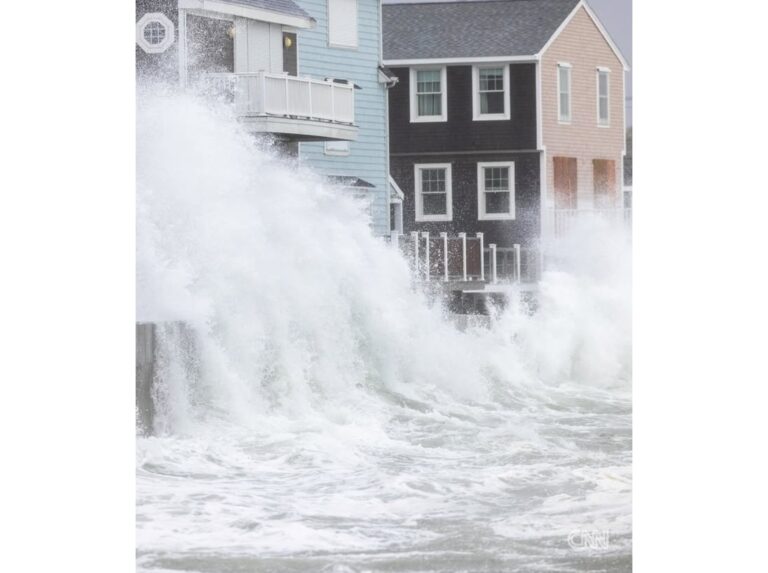 Nor’easter Slams US East Coast With Fierce Winds and Flooding