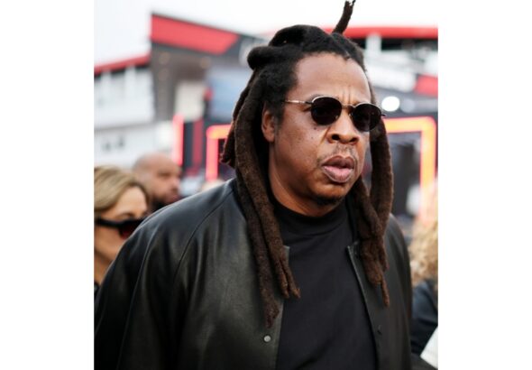 Jay-Z Urges Court to Revisit Extortion Case Against Tony Buzbee