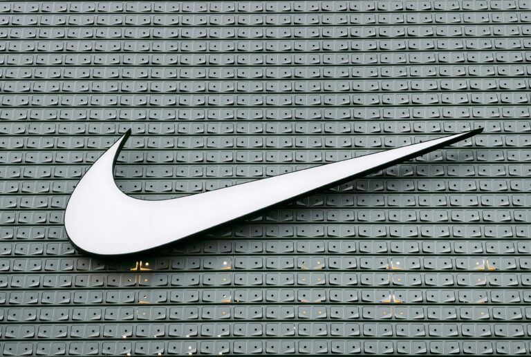 Nike’s 18-Year S&P 100 Run Ends as 4 Tech Giants Move In